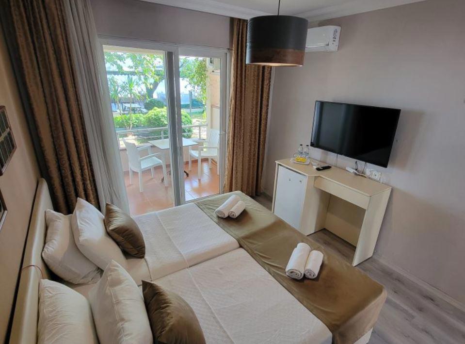 Güneş Motel Beach
