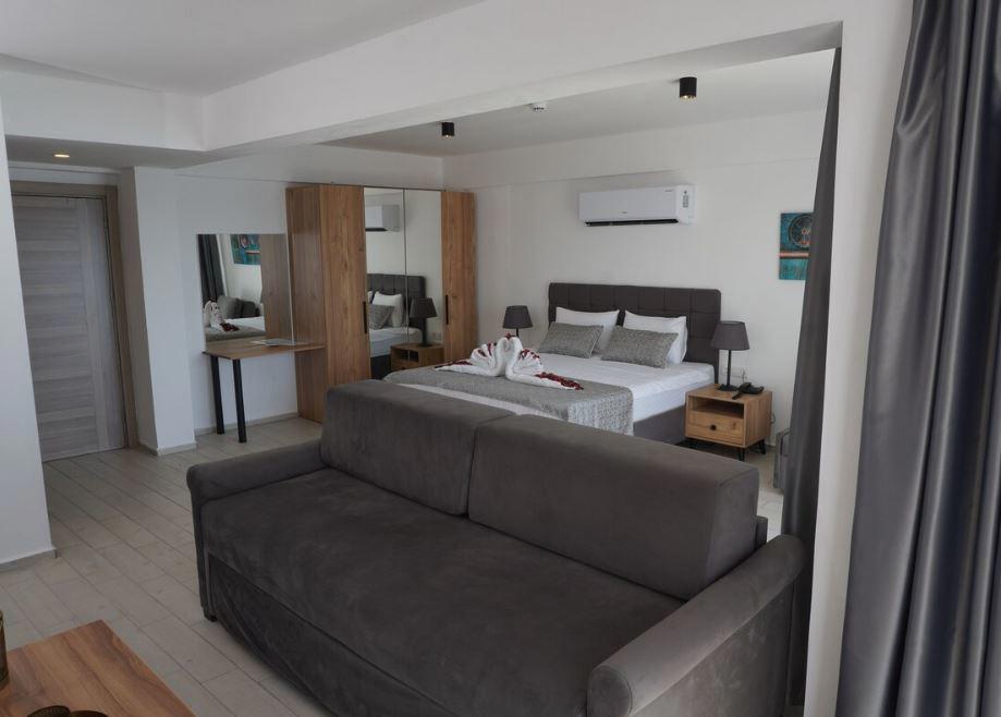 Ni Marin Hotel
