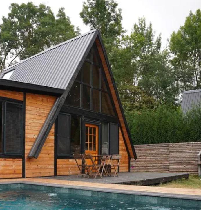 Pentalow Cabin