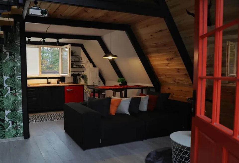 Pentalow Cabin