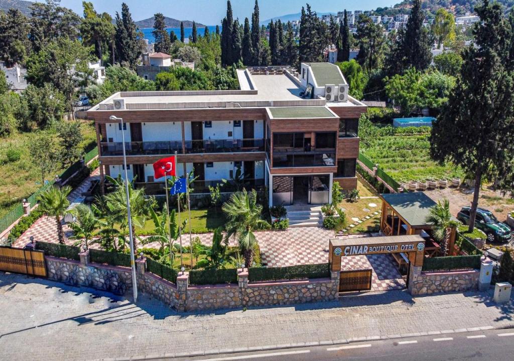 Çınar Butik Otel