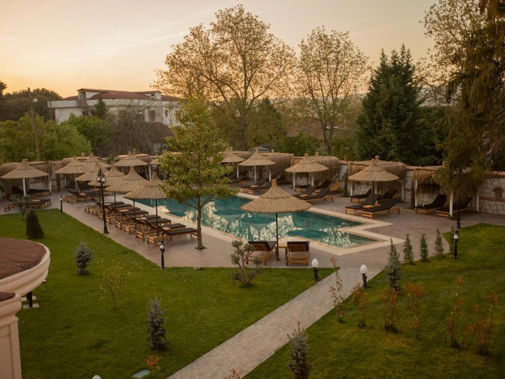 Baltürk Garden Sapanca Hotel