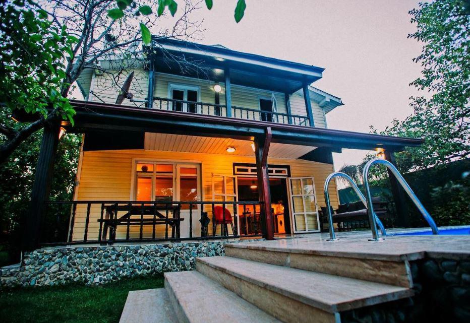 Nar Villa