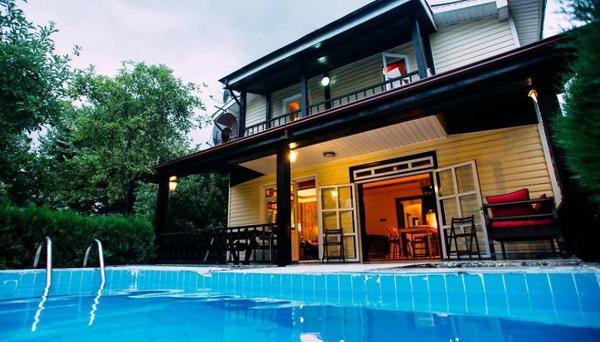 Nar Villa