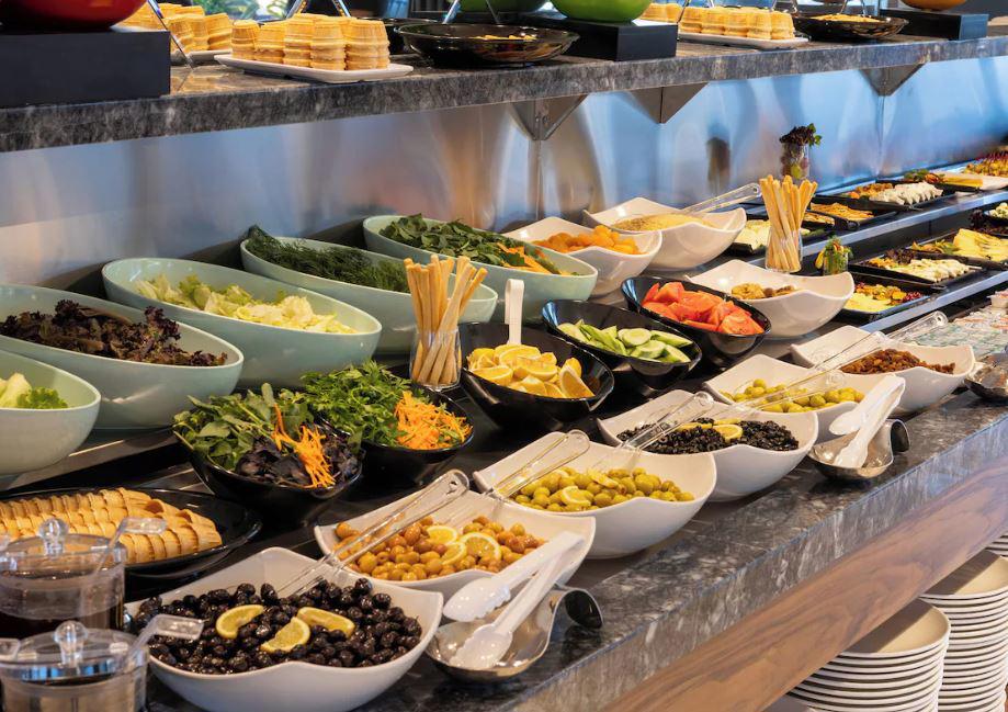 Lilium Hotel & Suites