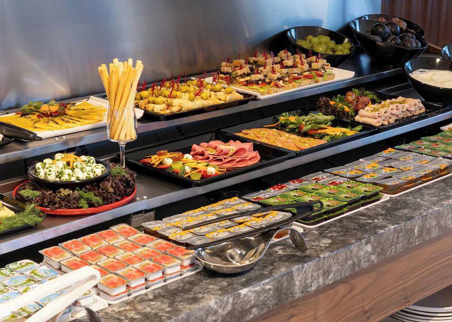 Lilium Hotel & Suites