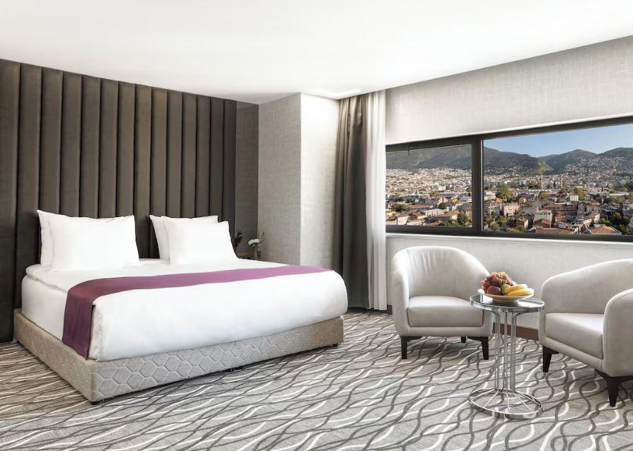 Lilium Hotel & Suites