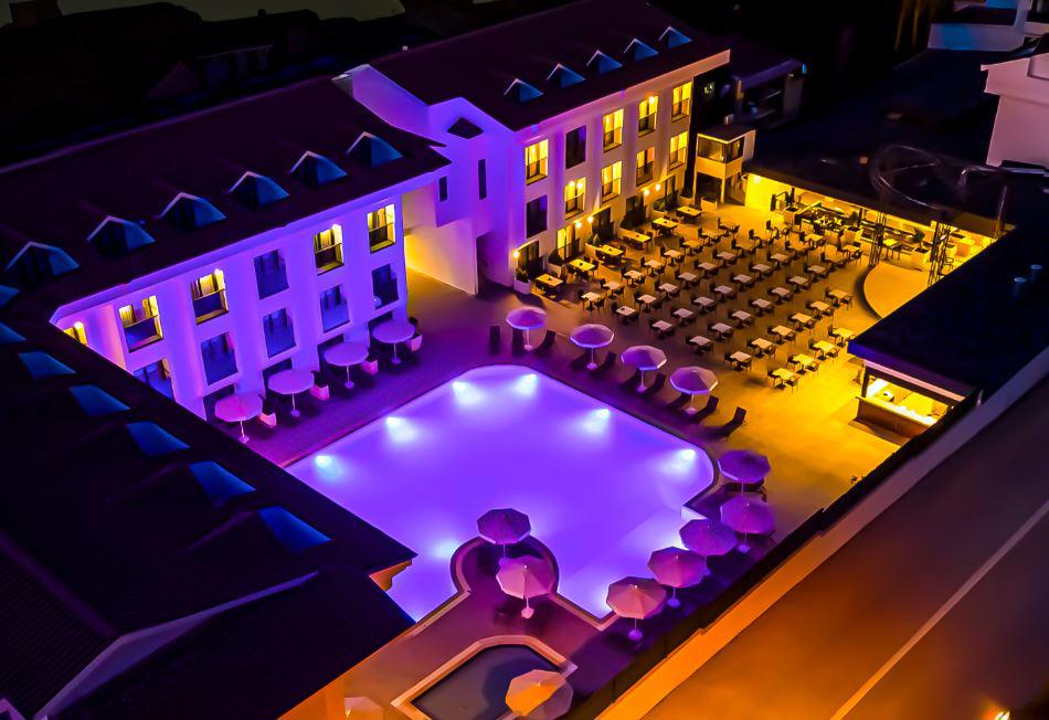 The Saint Star Kemer - Adult Only (+16)