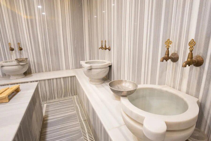 Orange Hotel & Spa