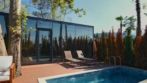 Velour Hotel & Restaurant Spa