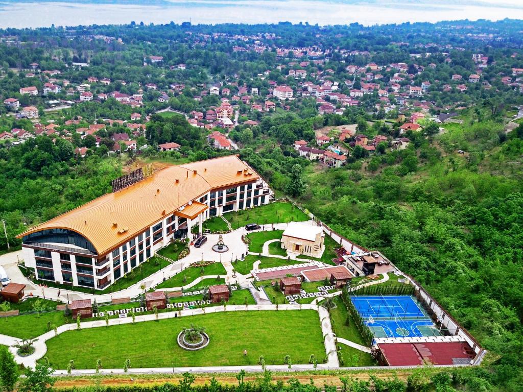 Cabir Deluxe Hotel