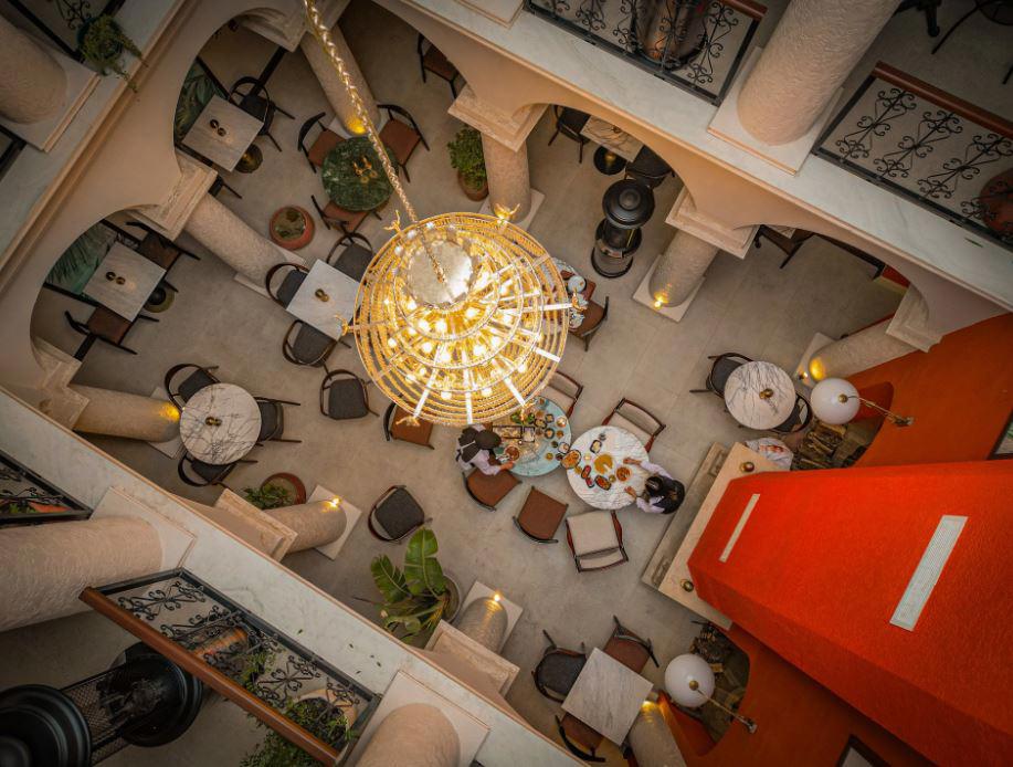 Sur Royal's Hotel