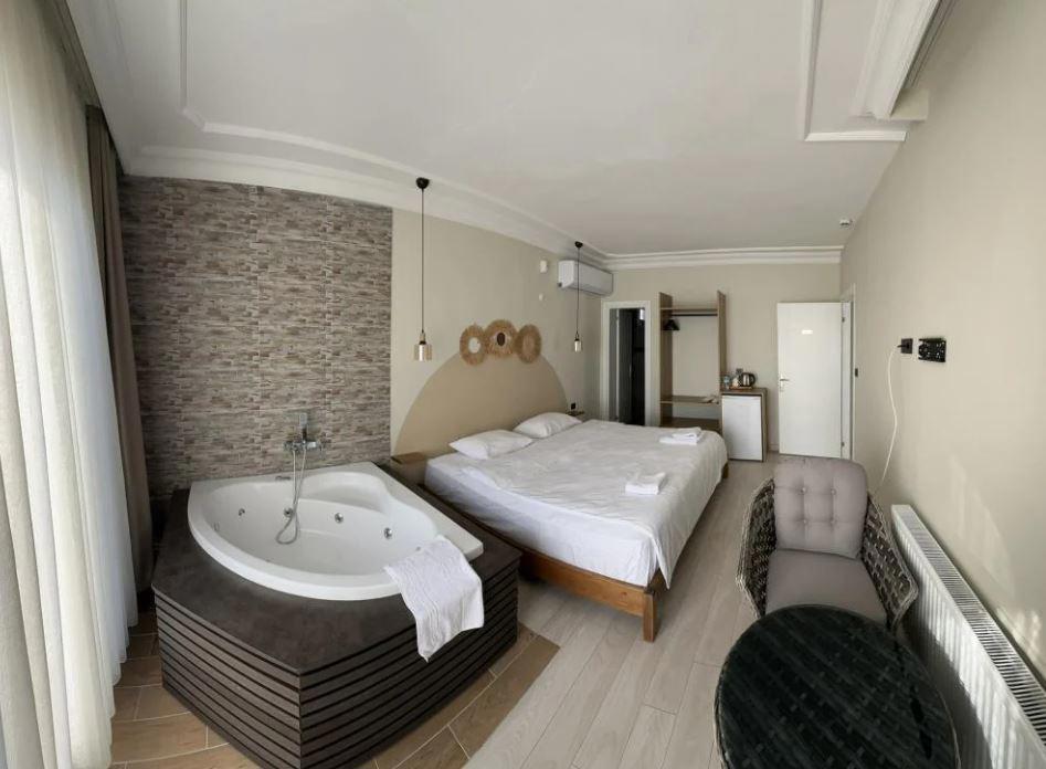 Kingway Suite