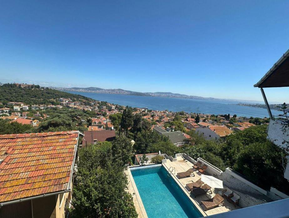 Manzara Ada Tepe