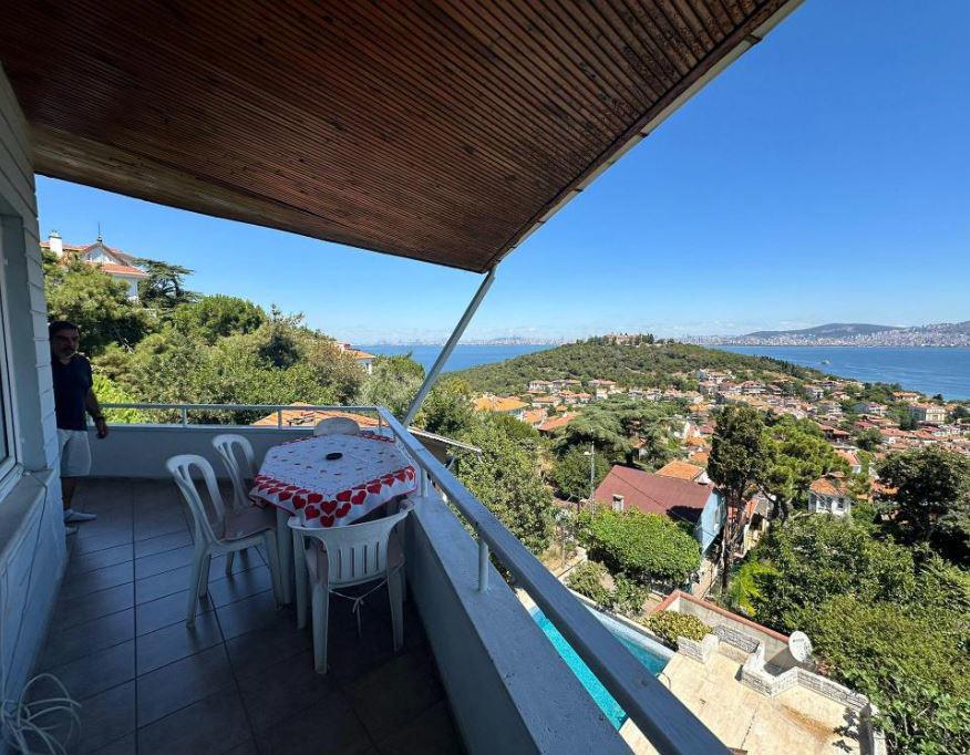 Manzara Ada Tepe