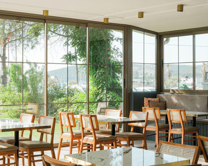 Gaea Hotel
