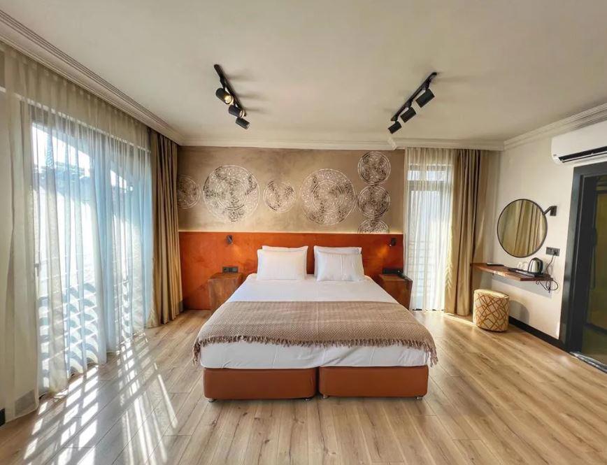 Oji Hotel +12 Adults Only