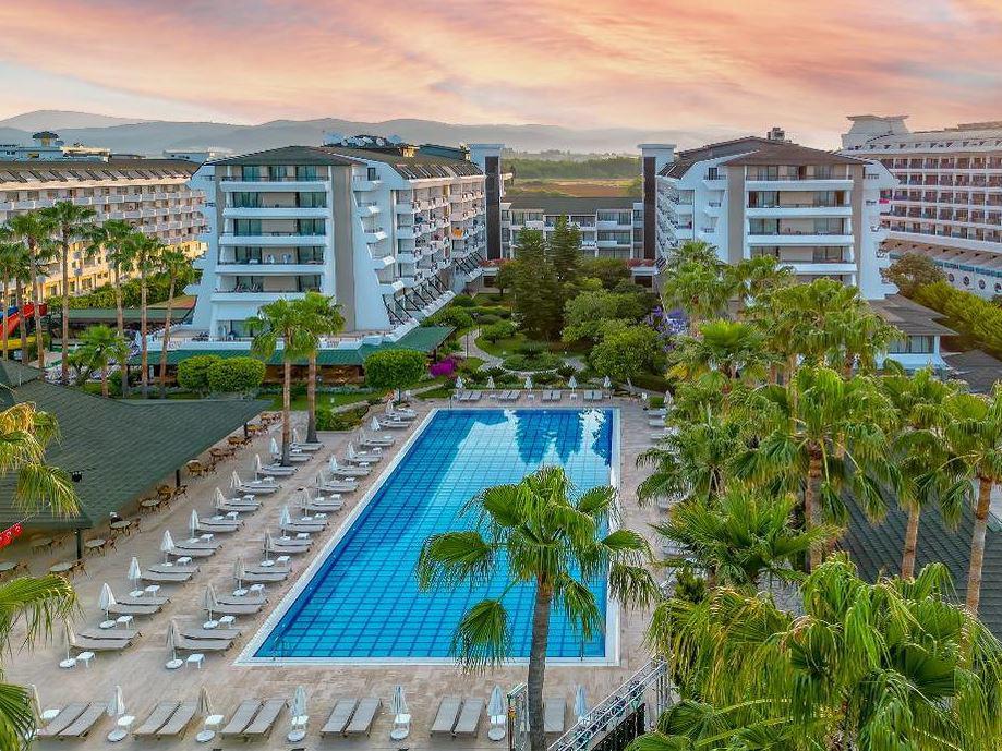 Meryan Beach Hotel Spa