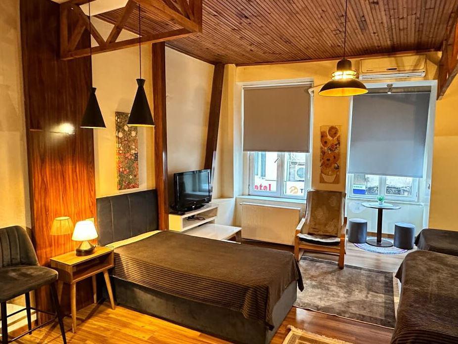 New Pera Hotel