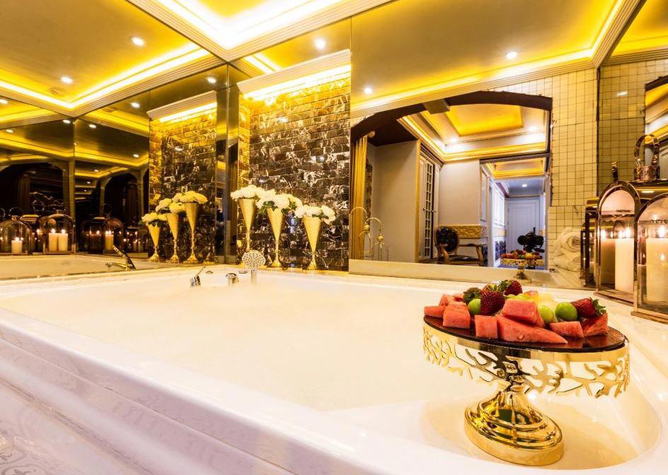 Andalouse Elegante Suite Hotel