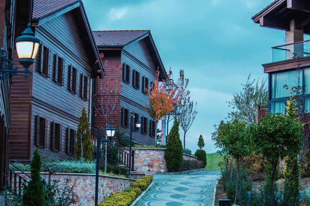 V Orman Resort