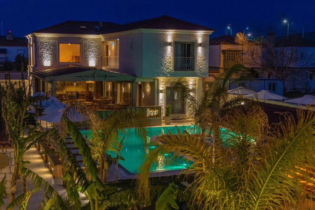 June Alaçatı Adult Only 15+