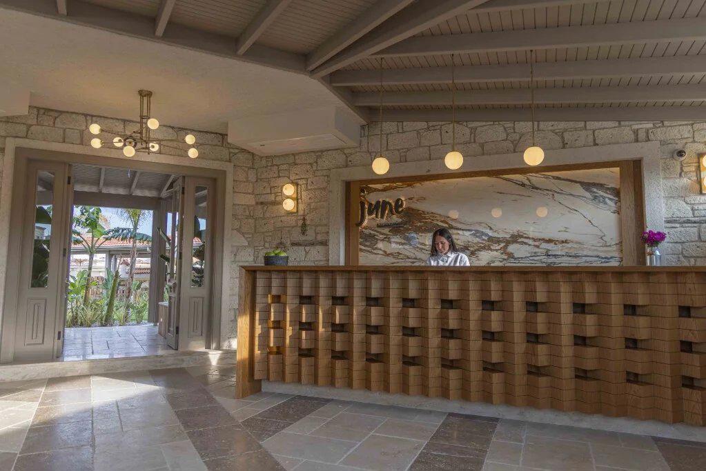 June Alaçatı Adult Only 15+