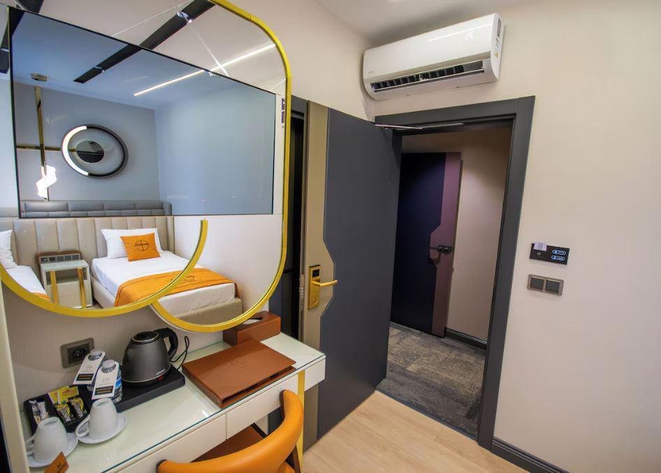 Elysian Airport Hotel