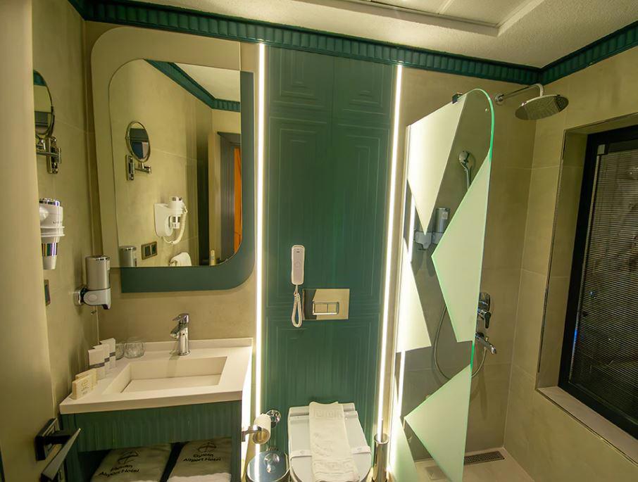 Elysian Airport Hotel