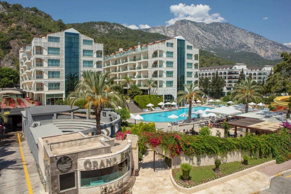 Grand Ring Hotel