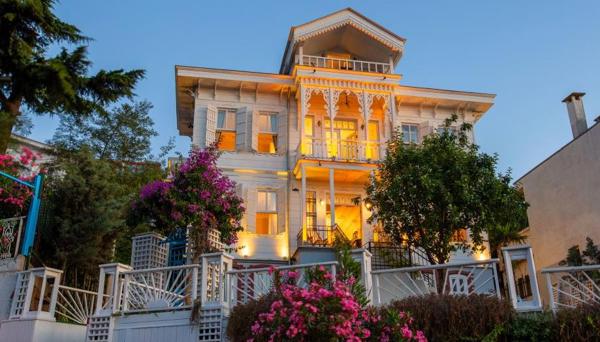 Mansion Milia