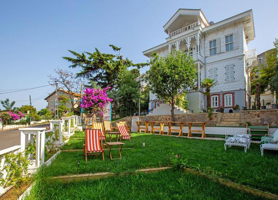 Mansion Milia
