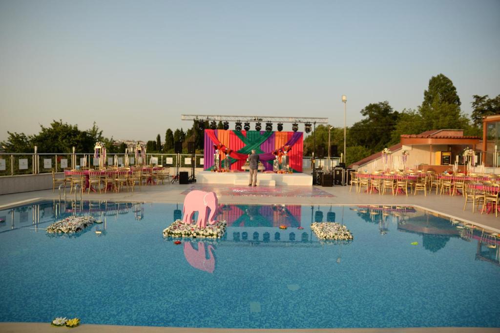 Double Royal Hotel