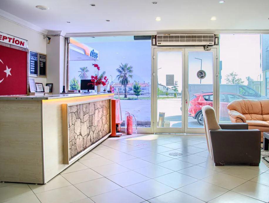 Yeniçiftlik Otel