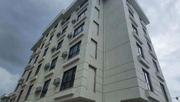 Petra Port Hotel