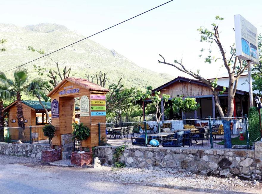Olimpos Vadi Houses