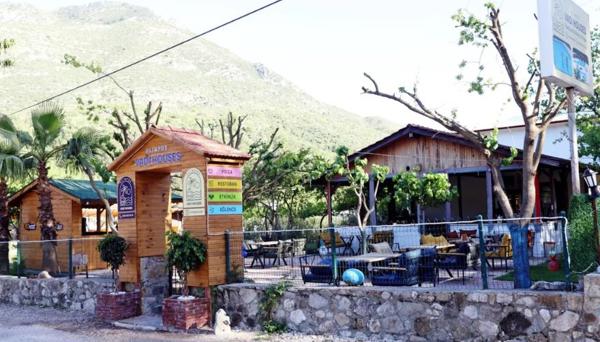 Olimpos Vadi Houses
