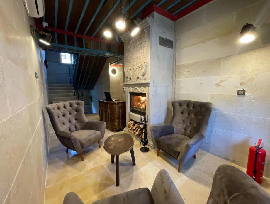 Leda Stone House