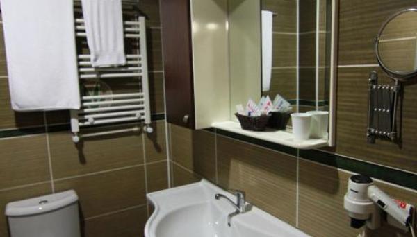Teona Hotel