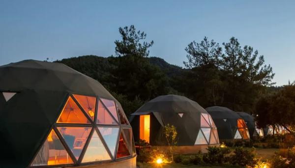 Lusso Glamping