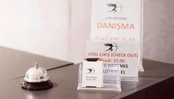 De La Elpida Otel