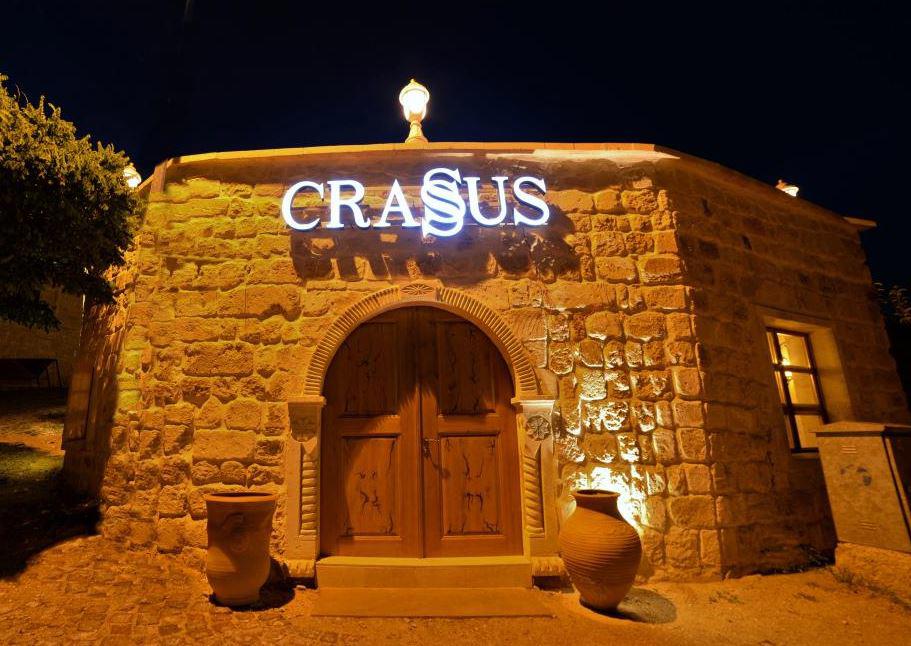 Crassula Cave Hotel