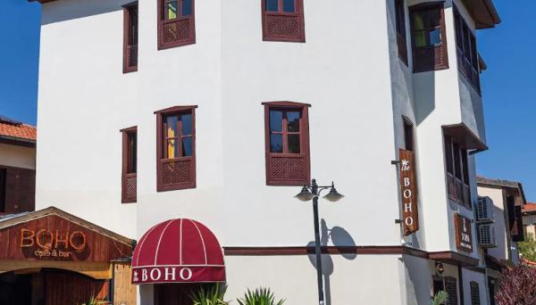 Boho Oldtown Apart Hotel