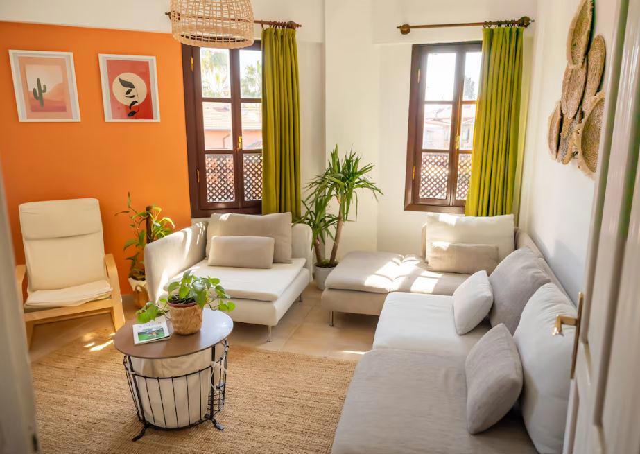 Boho Oldtown Apart Hotel