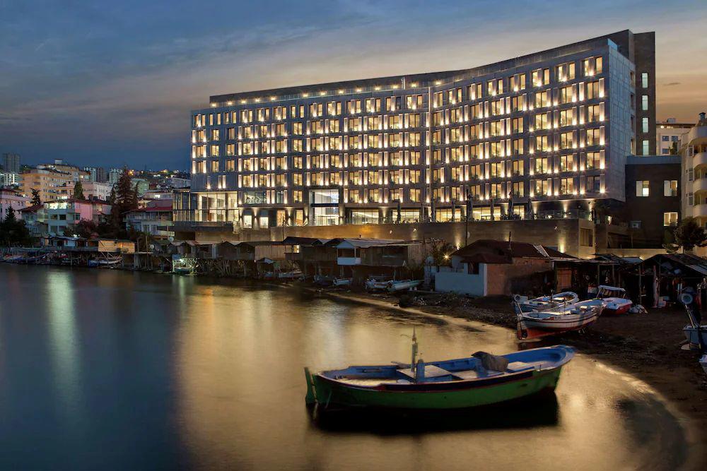 Doubletree By Hilton Suites Trabzon Yomra