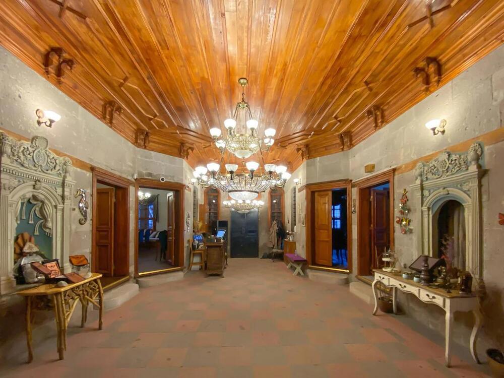Kerem ile Aslı Hotel