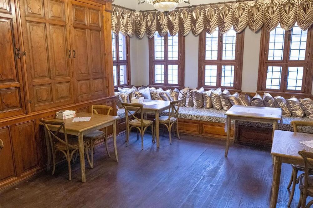 Kerem ile Aslı Hotel