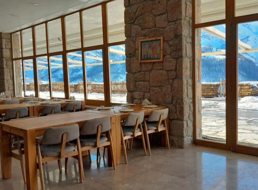 Askireg Hotel