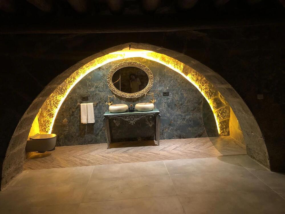 Kerem ile Aslı Hotel