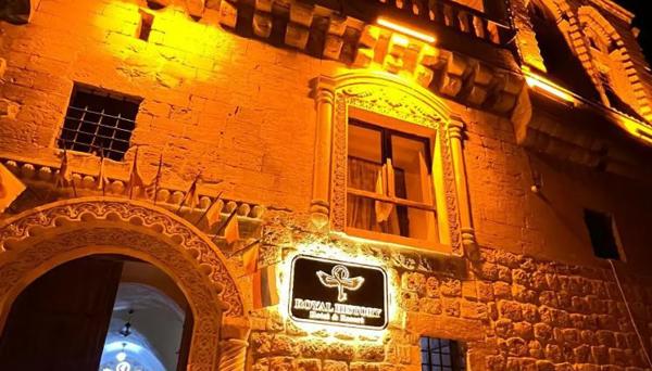 Royal History Hotel